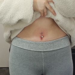-AI艾耳·专业手工耳洞·穿孔美学馆
