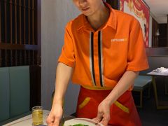 -阿瓦山寨·湘菜现炒·剁椒鱼头王(咸阳总店)