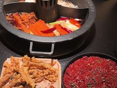 -晓宇重庆火锅(西安荟聚店)