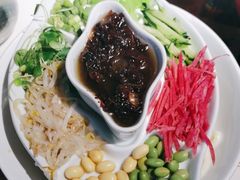 炸酱面-京味斋·北京烤鸭(华威桥北工大店)