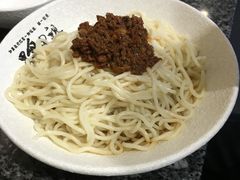 -黑白电视长沙小吃(美林M·LIVE天地东座店)
