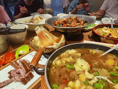 -有红鸡毛店·川菜(建设路店)