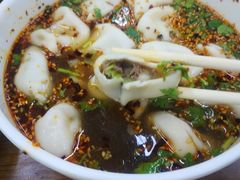 酸汤牛肉水饺-回坊马二饺子馆