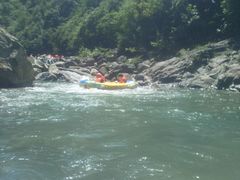 -安吉龙王山峡谷漂流