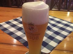 白啤-皇冠自酿啤酒坊(中国红街5号楼店)