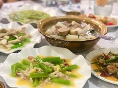 泡椒猪蹄筋-明升萝卜汤