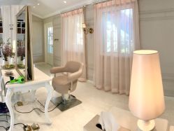 -e hair salon