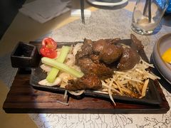 -穹六人间 people 6(岳阳路店)