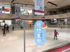 -冰纷万象滑冰场(南山万象天地店)