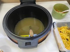 -杨铭宇黄焖鸡米饭(光谷APP广场店)