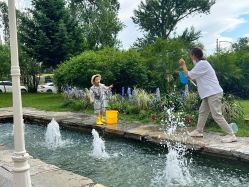 -毛毛虫儿童摄影馆