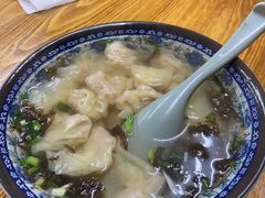 -无名氏宵夜小摊(祝家三姐妹馄饨店)