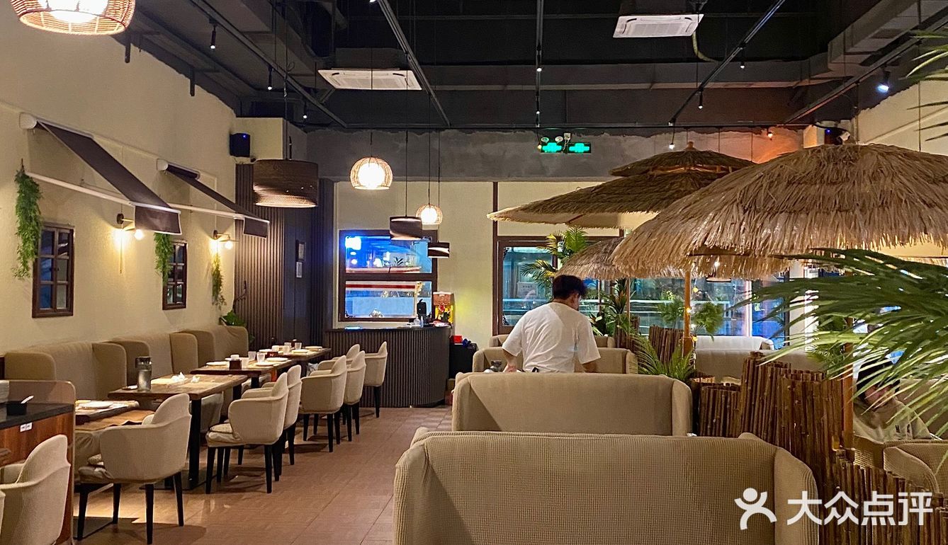 听说是广州火到排不上队的泰料开过来东莞