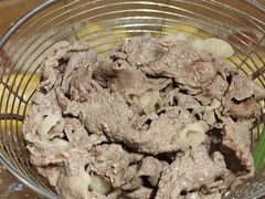 -潮汕三宝鲜牛肉火锅