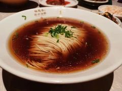 红汤面-松鹤面馆·古法焖肉面(观前店)