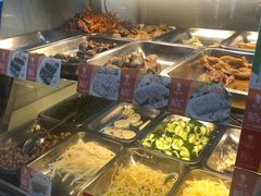 自助取餐区-兄弟深夜豆浆