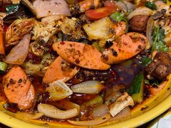 -休记光头香辣蟹干锅(绵竹店)