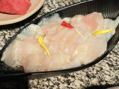 -老牌坊云南鱼豆花火锅(哈西万达店)