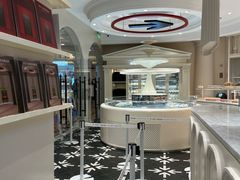 -HOT CRUSH趁热集合·现烤面包(环球港店)