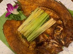 香茅草烤罗非鱼-紫滇源云南生态菜(丹凤街店)