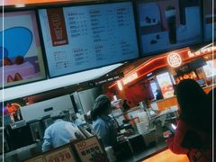 -爷爷不泡茶NOYEYENOTEA(武汉佰港城创始店)
