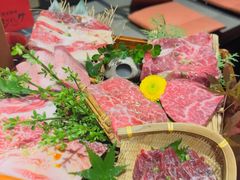 -山川小町·极番烧肉(新地假日广场店)