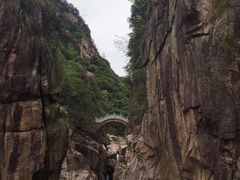 -鄣山大峡谷