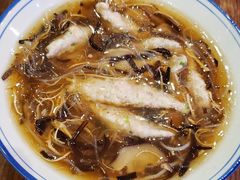手打鱼肉碗仔翅-左记港食(融科天城店)