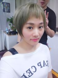 -比优缇发型工作室