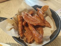 -必胜客(WOW中央公园店)
