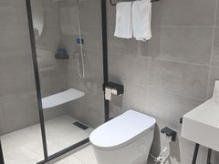 -汉庭(长沙窑岭湘雅二医院地铁站店)