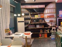 -嗨辣小聚·盘锦河蟹·海鲜烧烤龙虾(盘锦十年好店)