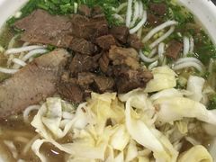 -花溪王记牛肉粉(四季花溪商场店)