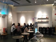 大堂-喜茶(上海打浦桥日月光gelato lab+店)