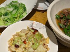 -爱碗亭·鲜炒湖南菜(壹城中心店)