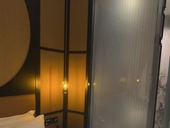 -万泊酒店(长沙五一广场国金中心店)