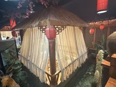 -德彪酒馆围炉串串
