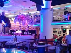 -巴特餐饮6加1音乐餐吧·新疆菜