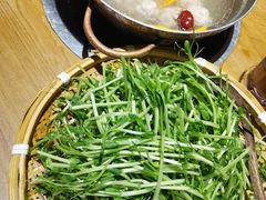 -吃饭皇帝大土家民族菜(正大广场店)