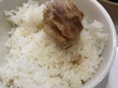 -万和春排骨砂锅米饭(新业广场店)