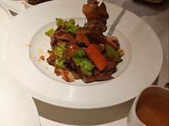 牛肝菌小炒肉-粤界(望京金辉店)
