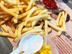 -麦当劳(军博店)