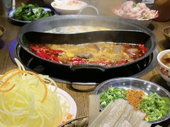 -萍姐火锅·公路夜市(武汉首店)