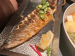 -蟹犇前•帝王蟹雪蟹(陆家嘴店)