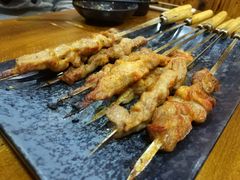 东镇烤肉-老东镇啤酒屋海鲜加工·蒸汽海鲜·海鲜烧烤(台东店)