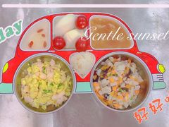 -黄浦乐烁龙鱼宝贝托育园(海潮路校区)