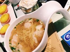 -新大咀港式茶餐厅(宝山万达店)