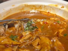 -卢大鲜鱼头捞饭(美利广场店)