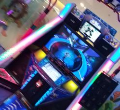 -利奥梦幻主题乐园(爱琴海购物公园店)