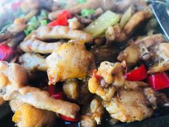 -蛙舍·炭烧牛蛙(东百中心店)